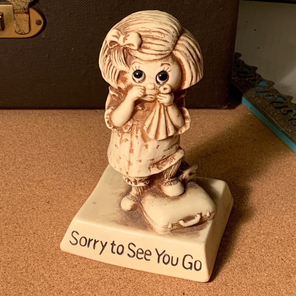Vintage W&R Berries 1975 Figurine (B12)
